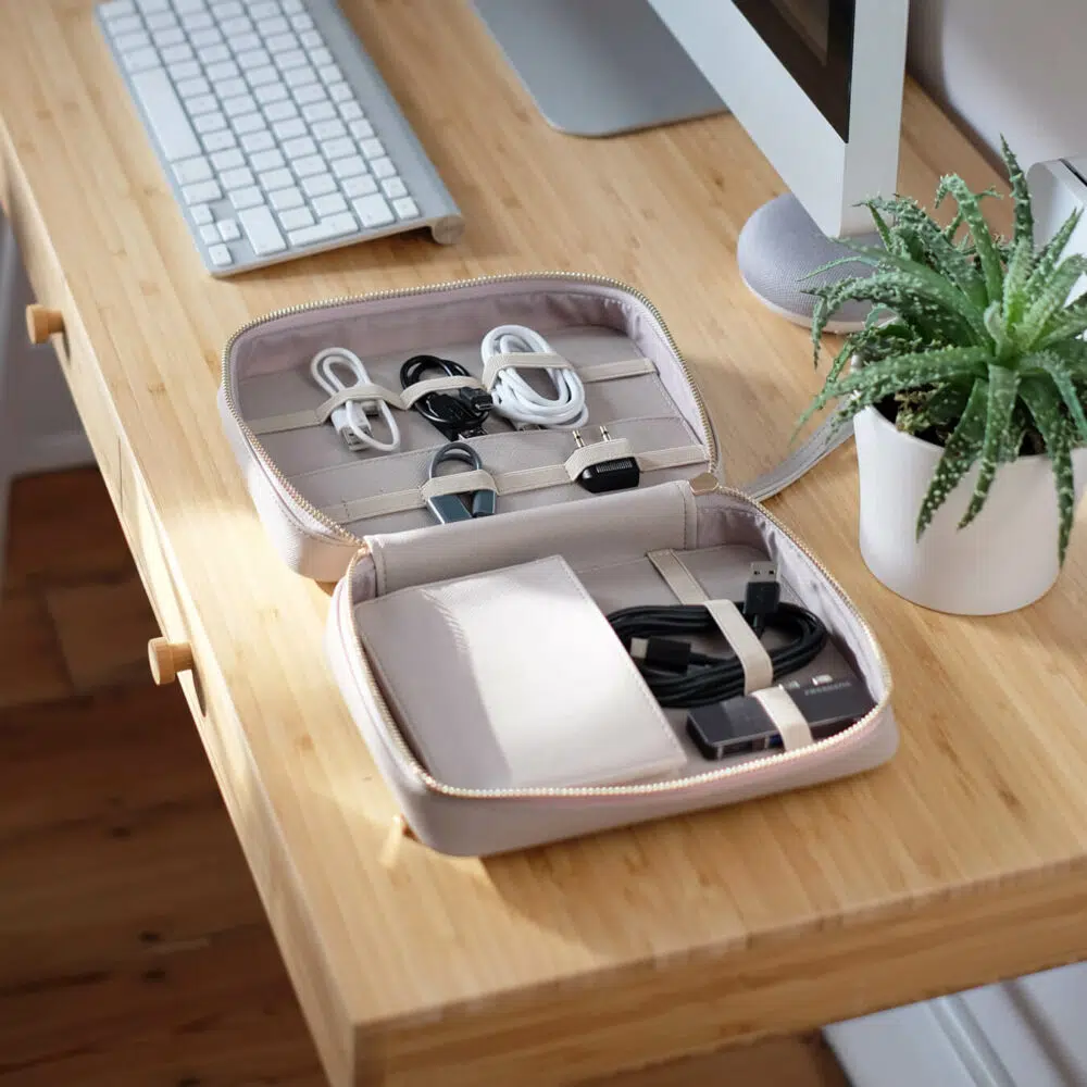 Adriana – Accessory organizer (3 farver)