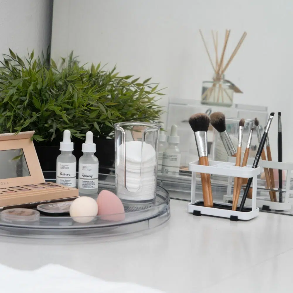 Charlie – Yamazaki Holder til tandbørster eller makeup