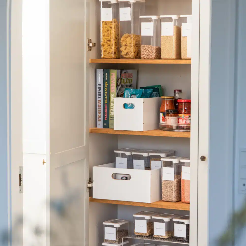 Sally – Kasse i mdf (3 farver)