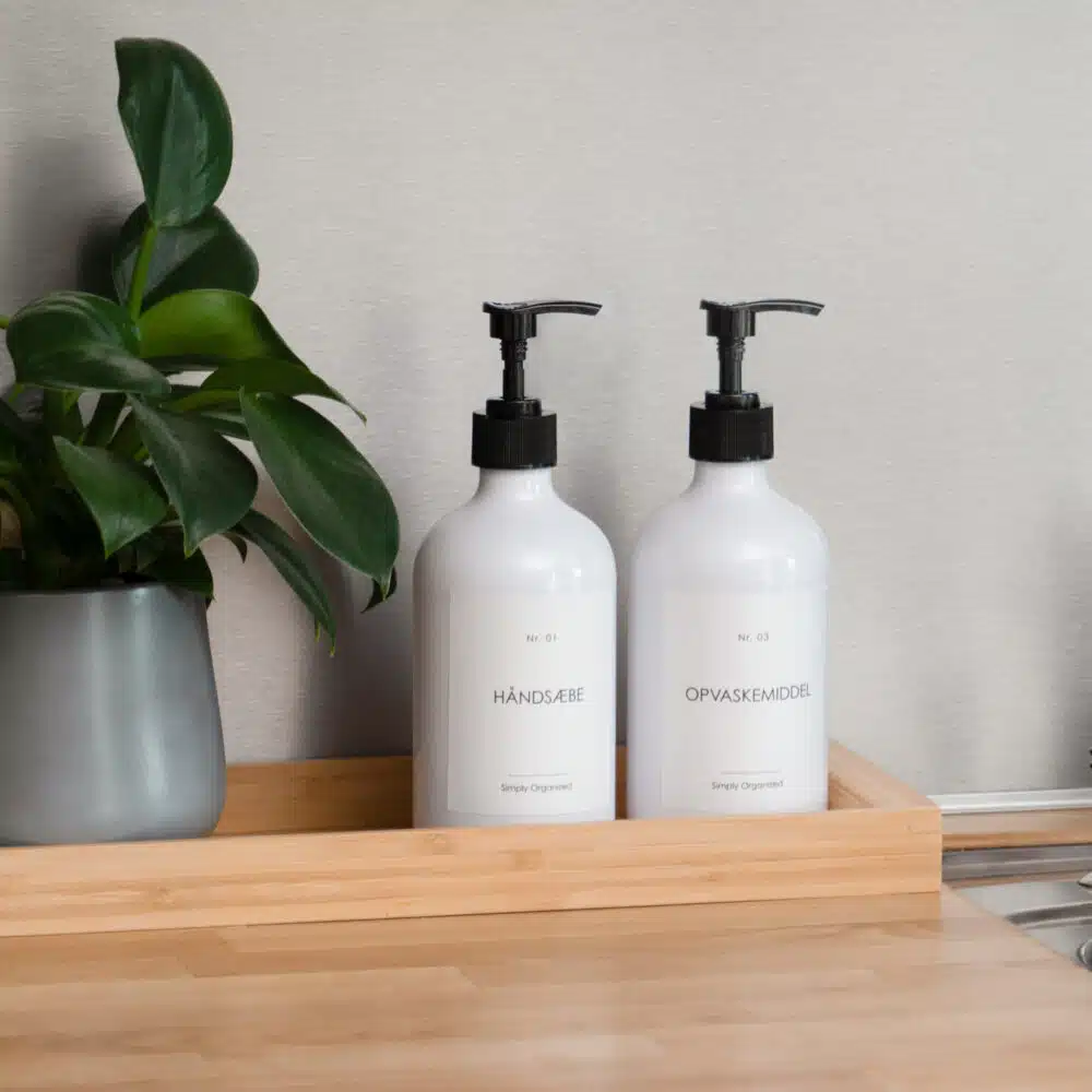 Frigga – Sæbedispenser i plast, 450 ml (4 pumpevarianter)