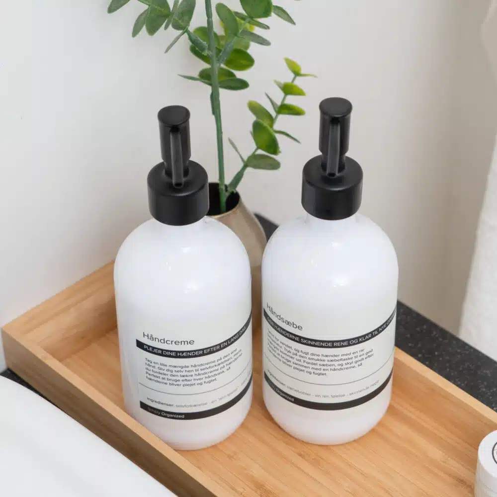Frigga – Sæbedispenser i plast, 450 ml (4 pumpevarianter)