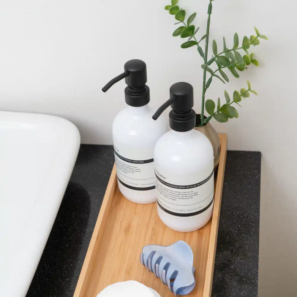 Frigga – Sæbedispenser i plast, 450 ml (4 pumpevarianter)