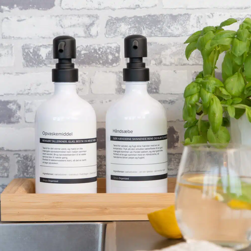 Frigga – Sæbedispenser i plast, 450 ml (4 pumpevarianter)