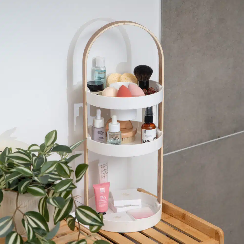 Barbara – Umbra Organizer med hylder