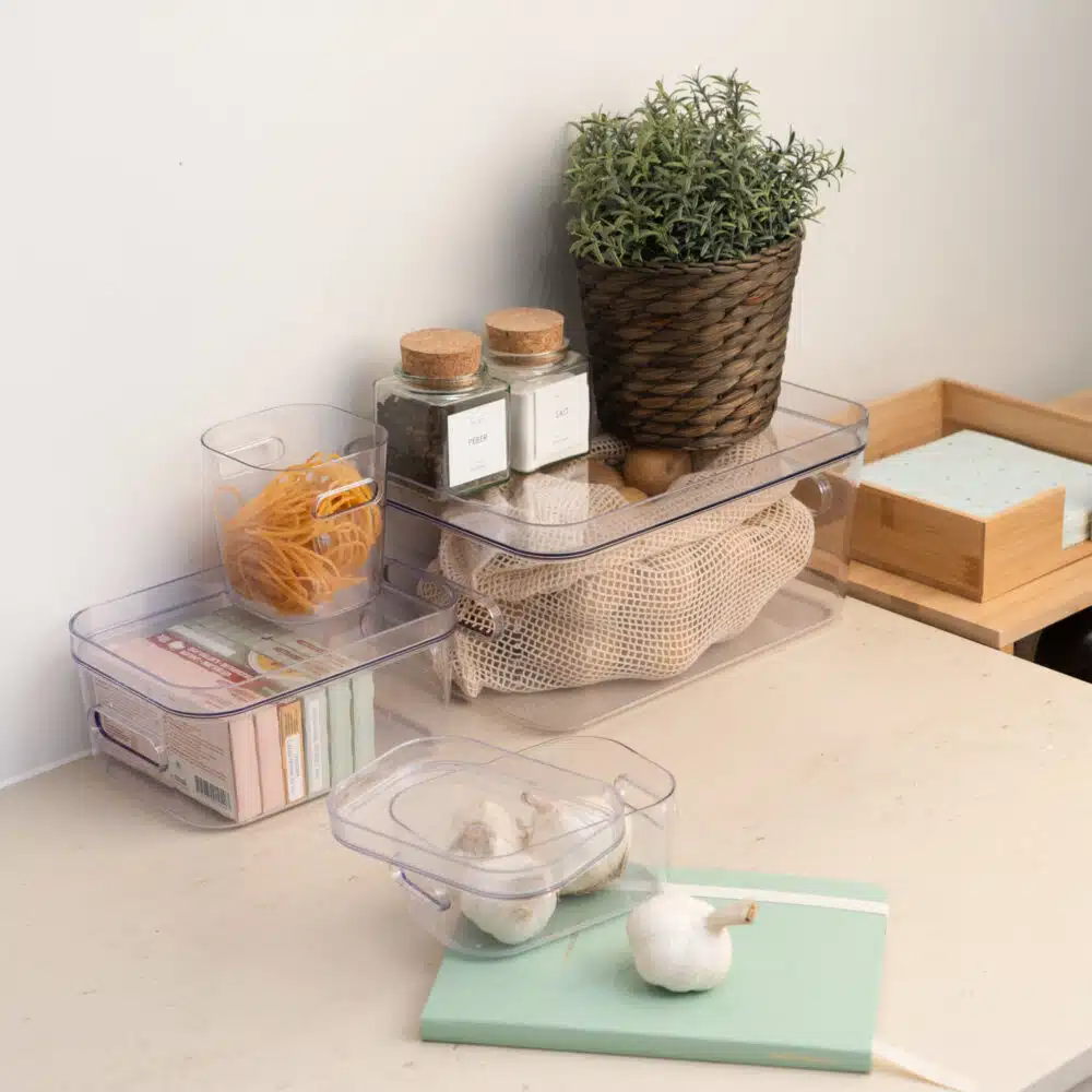 Cajsa – Transparent plastkasse (8 størrelser)