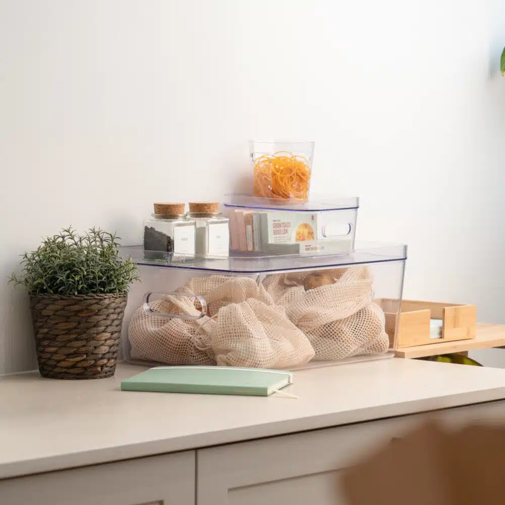 Cajsa – Låg til transparente plastkasser