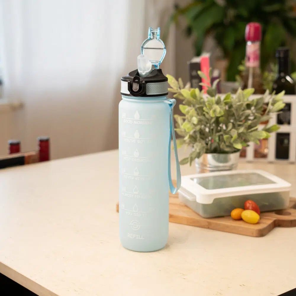 Yara – Vandflaske med tidsangivelse (1 liter)