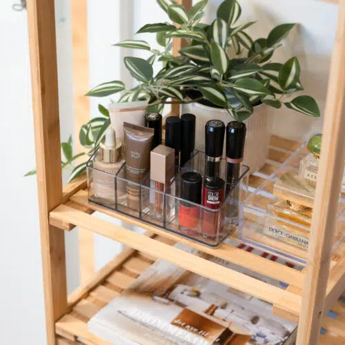 Nora – Makeupopbevaring med 7 rum