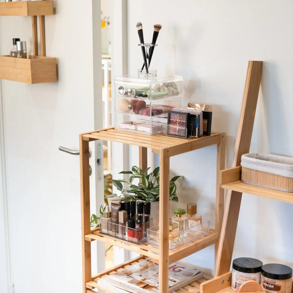 Nora – Makeupopbevaring med 7 rum