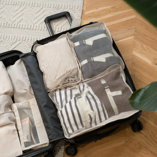 Organisér kufferten: Hvordan pakker man en kuffert bedst?
