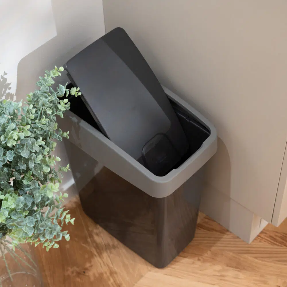 Liva – Affaldsspand med vippelåg (25 liter)