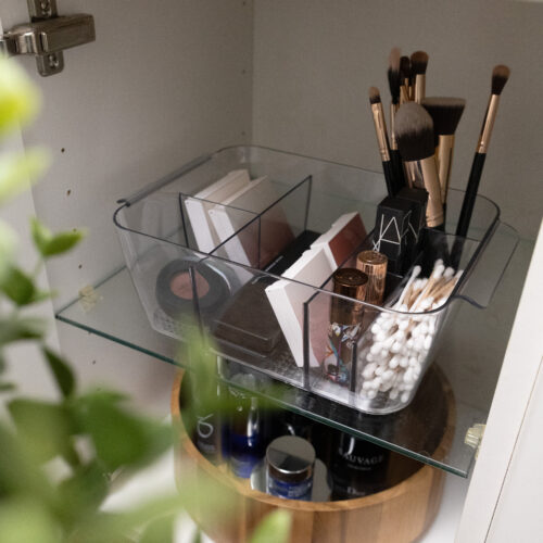 Nora – Organizer til makeup med rum